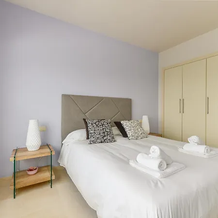 Alcazaba Lagoon 2425 Luxury Private Appartement Estepona